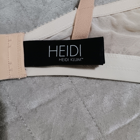 Heidy  Klum Cream Intimates Bra for Comfort and Style - Picture 8 of 10